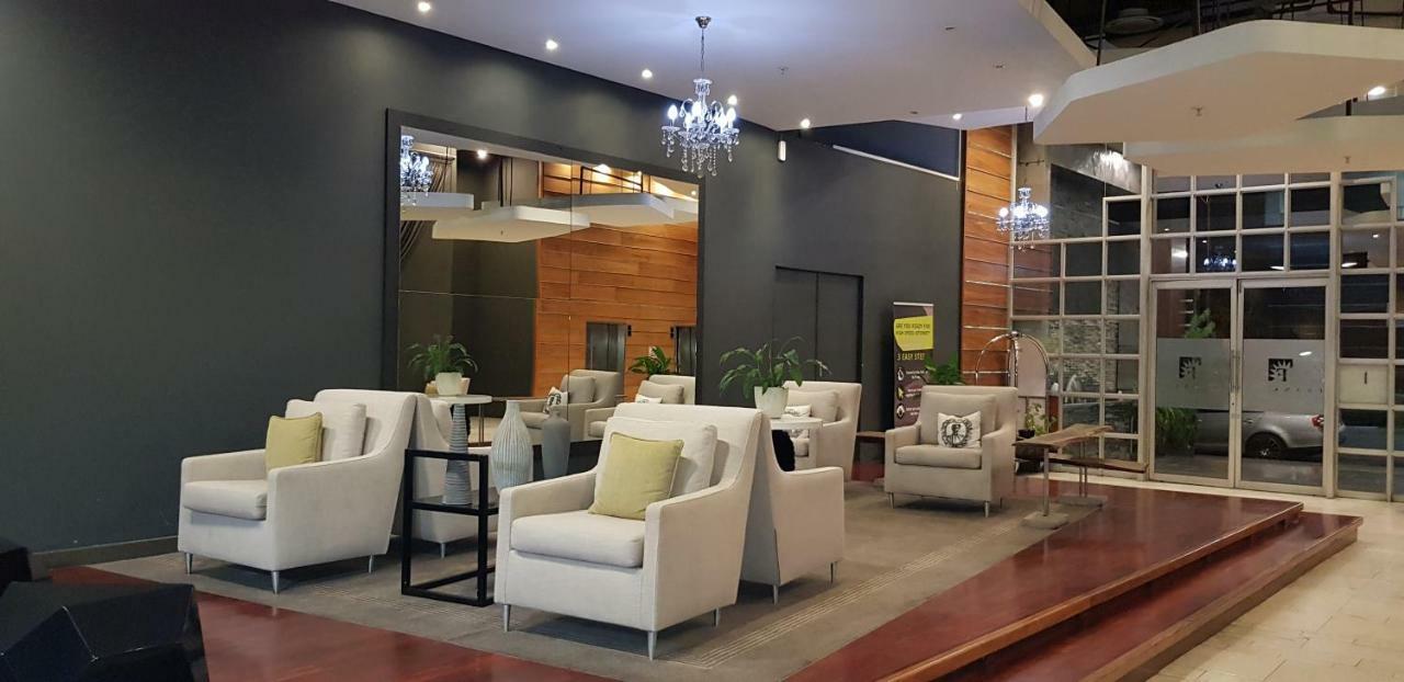 Franklin Luxury Apartment Йоханесбург Екстериор снимка